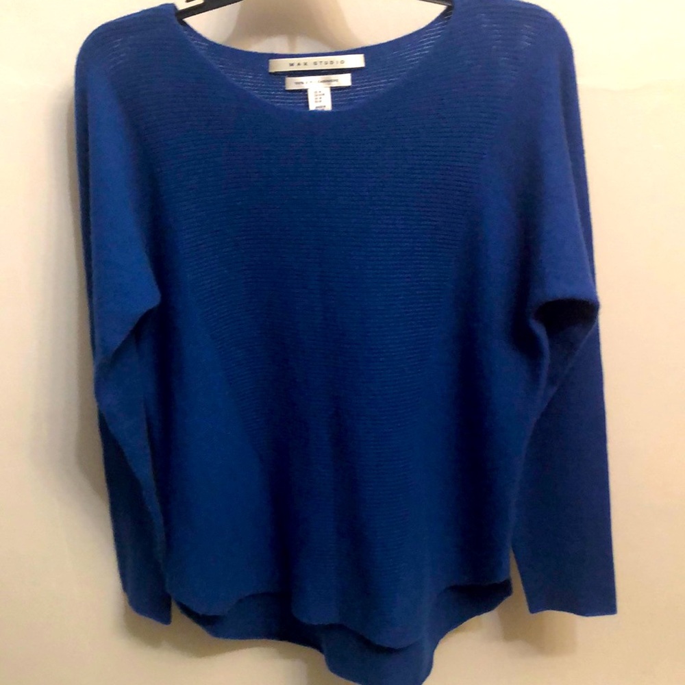 Cashmere sweater